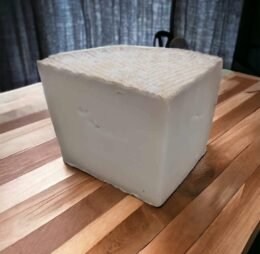 Tomme de Chèvre 200g env.